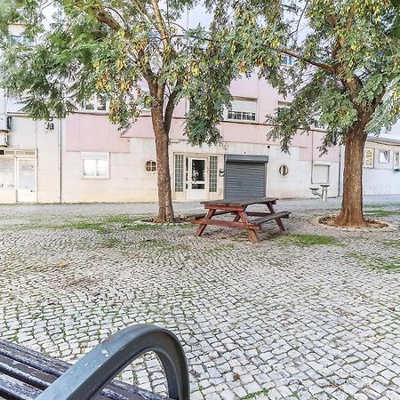 Vita Portucale ! Moscavide Casa Branca W/ Terrace Lisboa Ngoại thất bức ảnh