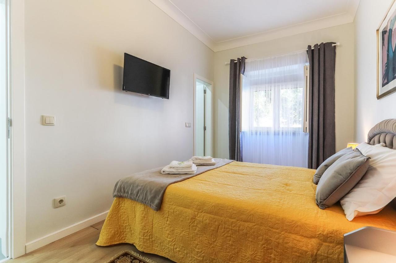 Vita Portucale ! Moscavide Casa Branca W/ Terrace Lisboa Ngoại thất bức ảnh