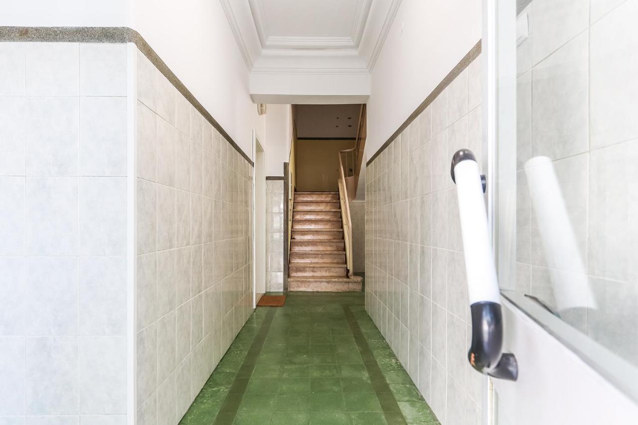 Vita Portucale ! Moscavide Casa Branca W/ Terrace Lisboa Ngoại thất bức ảnh