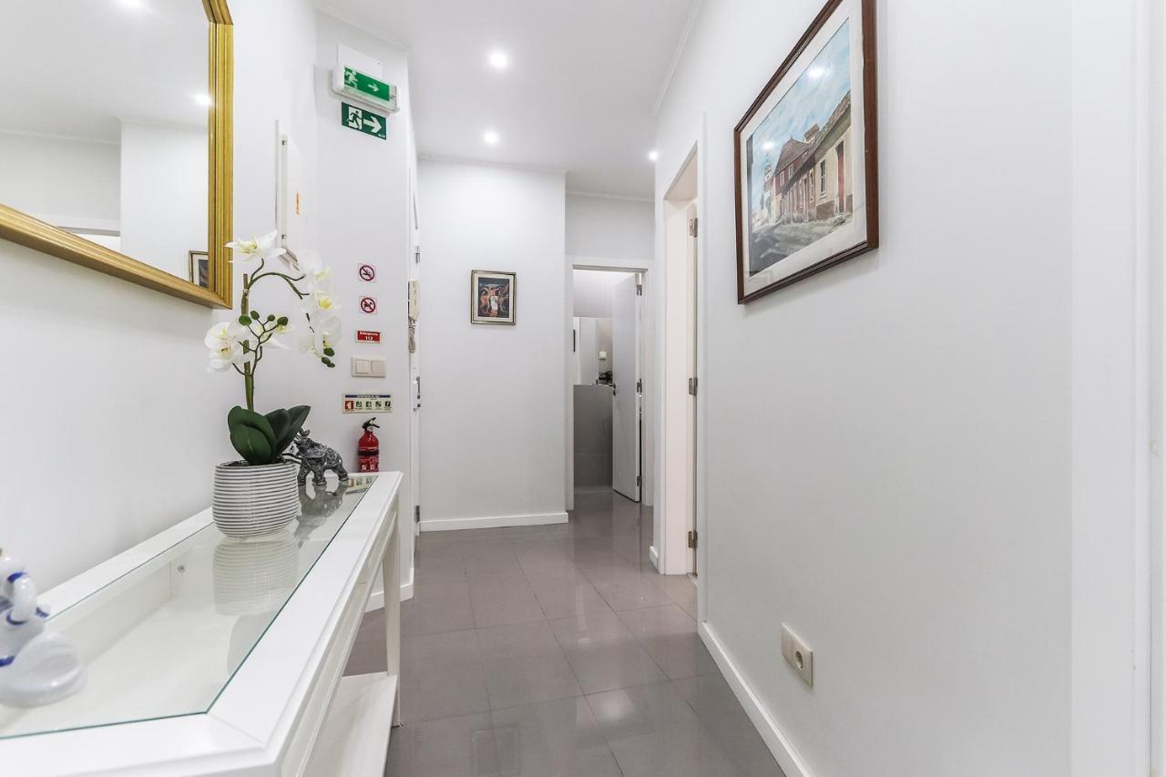 Vita Portucale ! Moscavide Casa Branca W/ Terrace Lisboa Ngoại thất bức ảnh